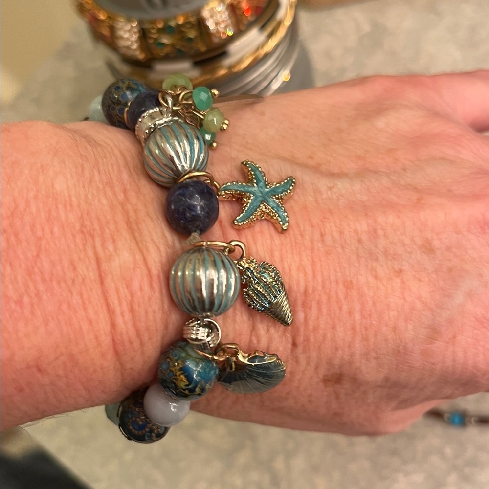 Lot of 10 bangles/bracelets and anklet - Picture 11 of 17